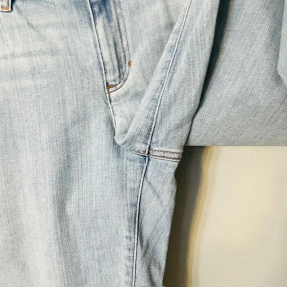 Eileen Fisher Boyfriend Jeans Organic Cotton 14 Light Wash Denim (36x28) - Picture 3 of 8